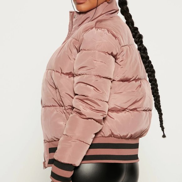 Oversized Puffer Jacket - Picture 2 of 4